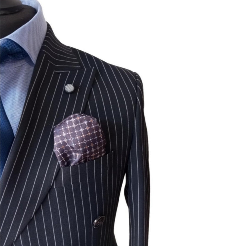 Costume croisé à rayures bleu de nuit : Borsalino